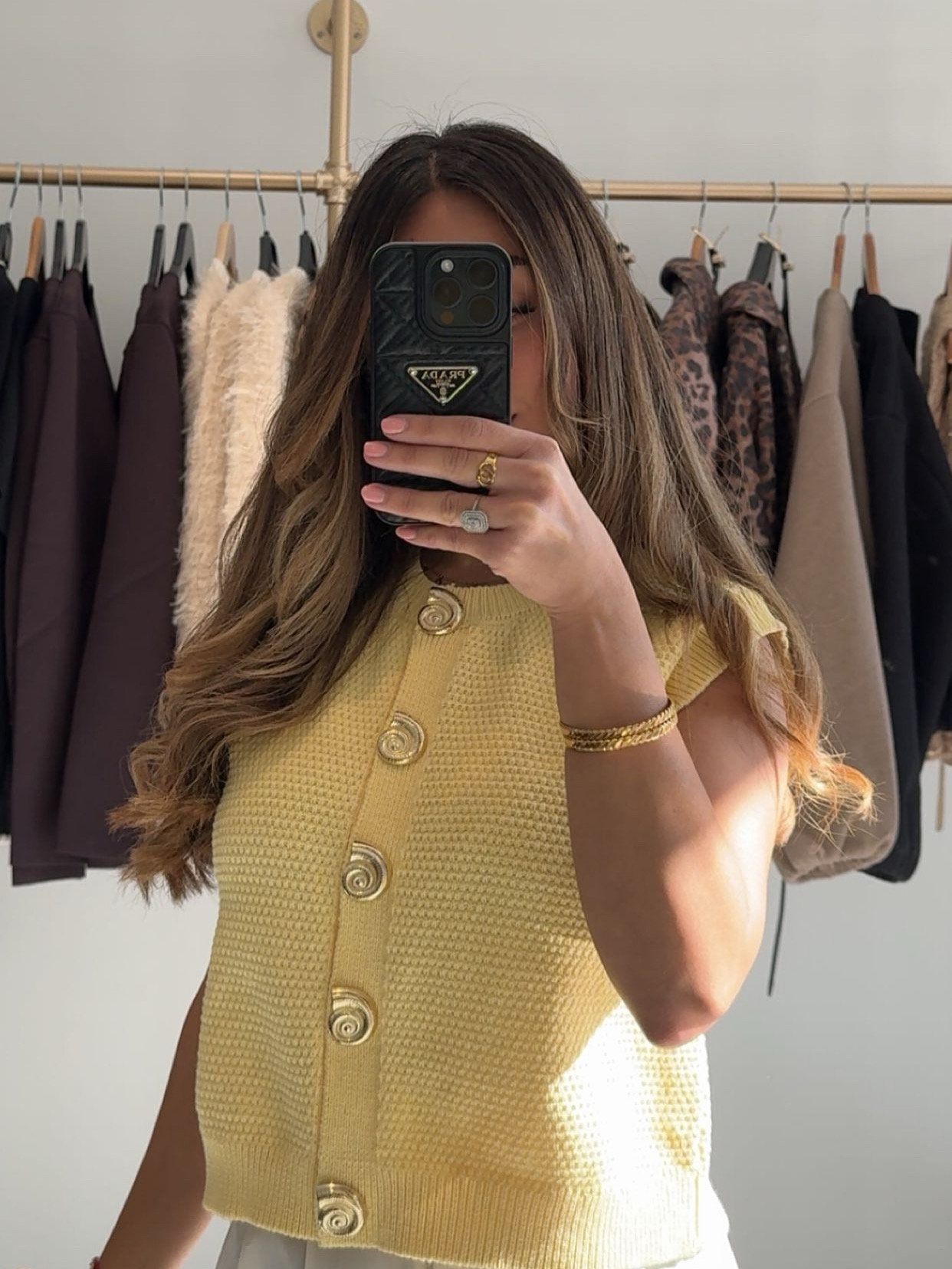 Gilet sans manches jaune élégant