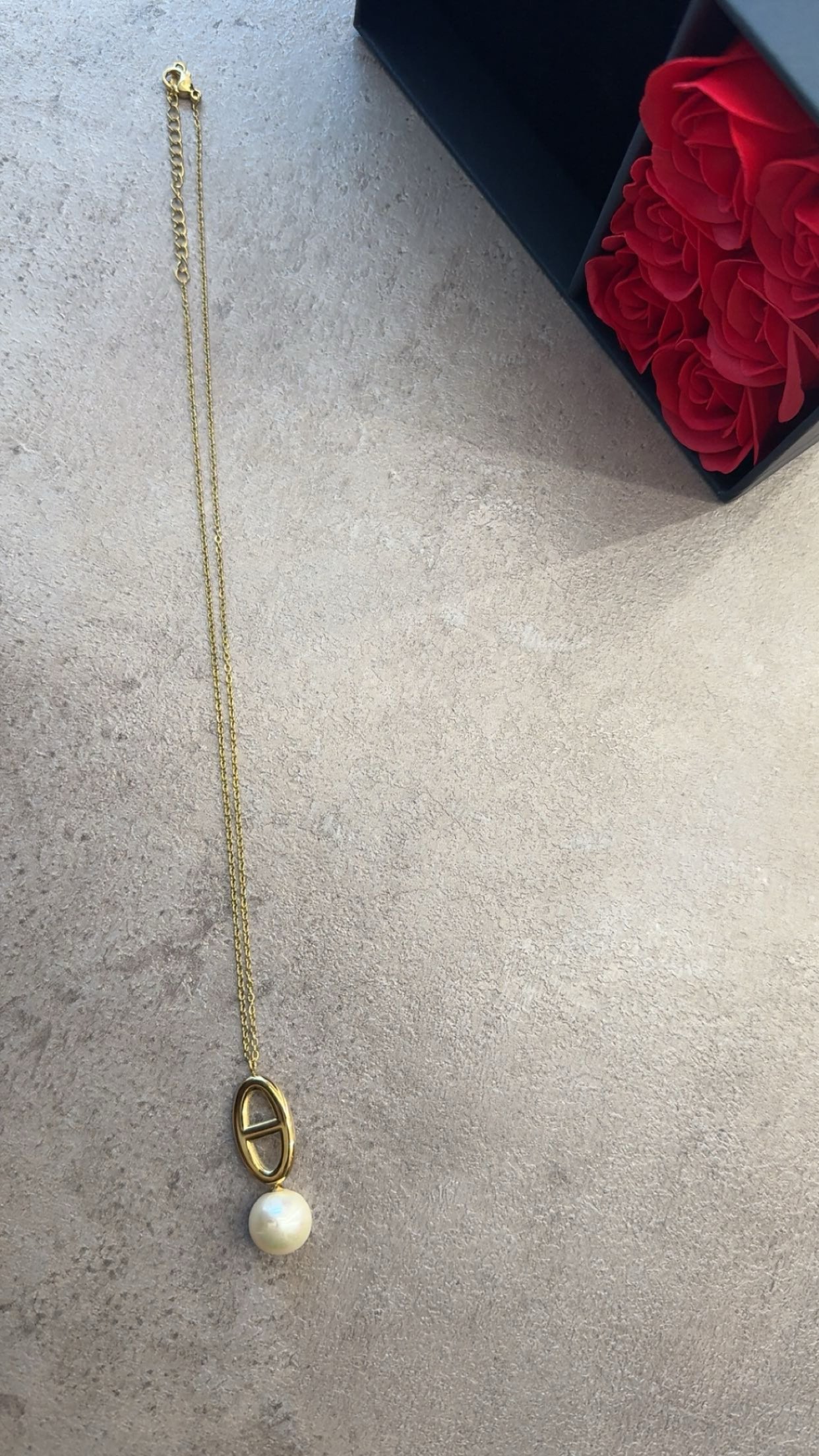 Collier avec pendentif perle en acier inoxydable